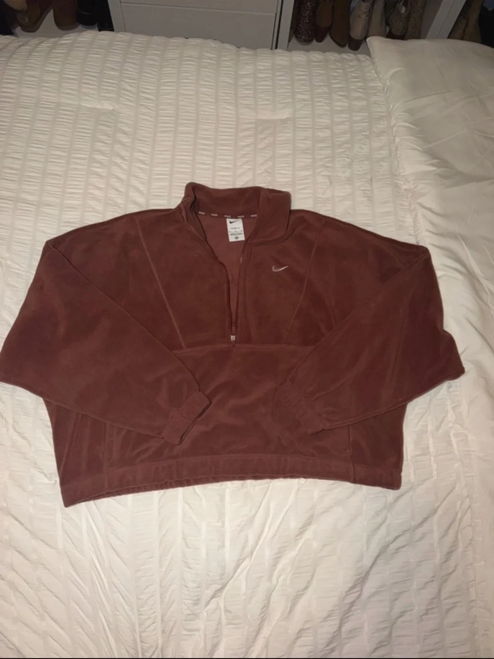 Women's Nike One Therma-FIT Oversized 1/2-Zip Fleece Top Red Sepia